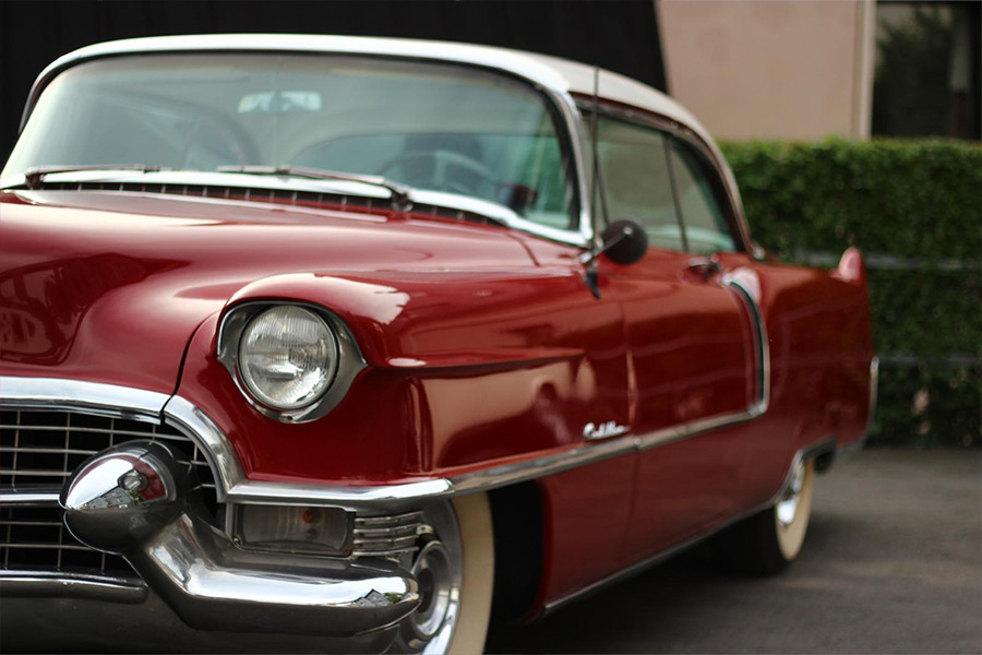 Oldtimer rot Autolackiererei Weis
